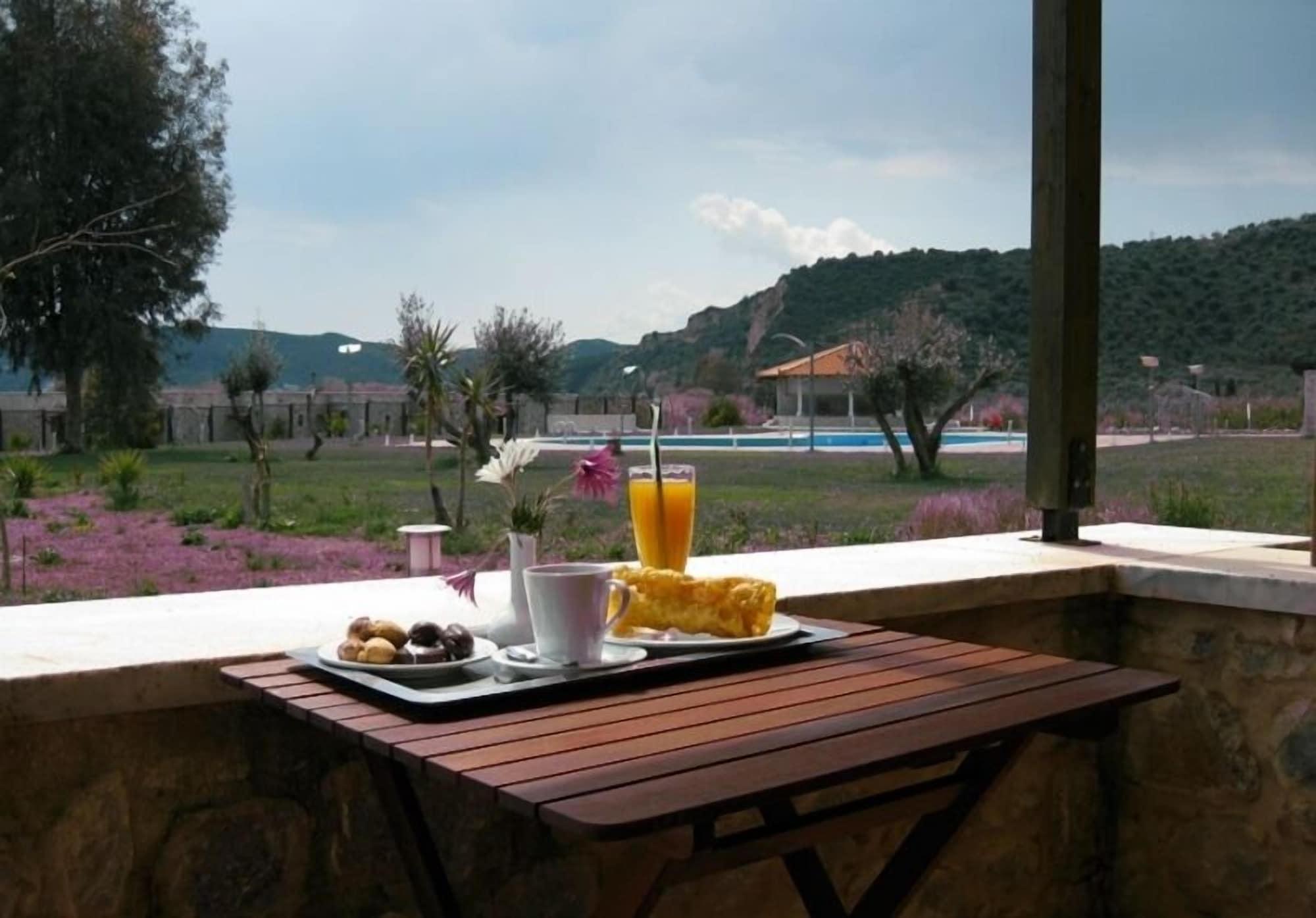 Aktaion Resort Gythio Buitenkant foto