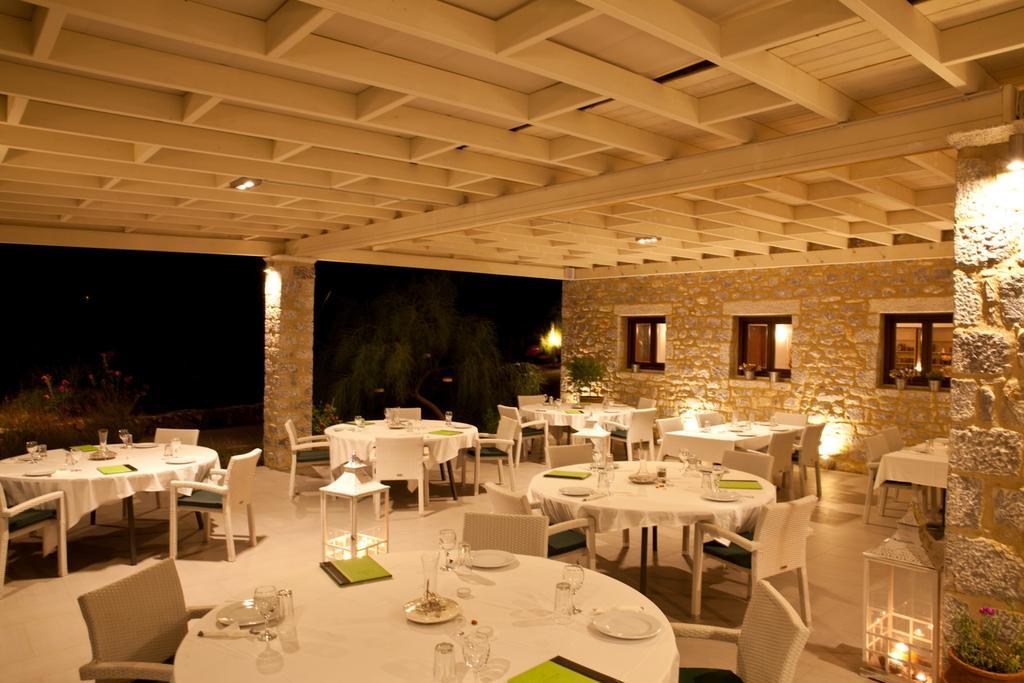Aktaion Resort Gythio Buitenkant foto