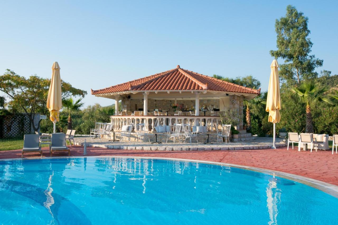 Aktaion Resort Gythio Buitenkant foto